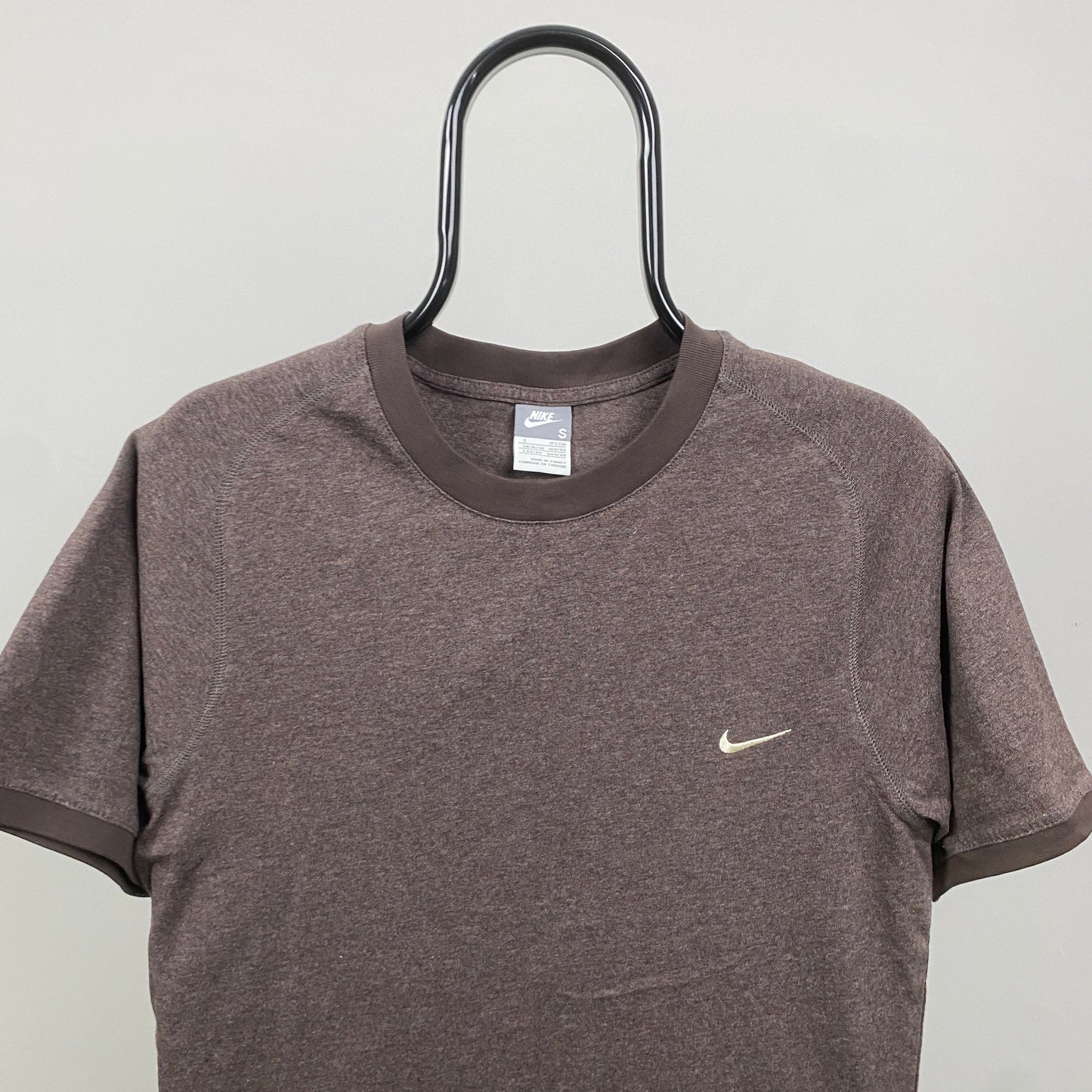 00s Nike T-Shirt Brown Small