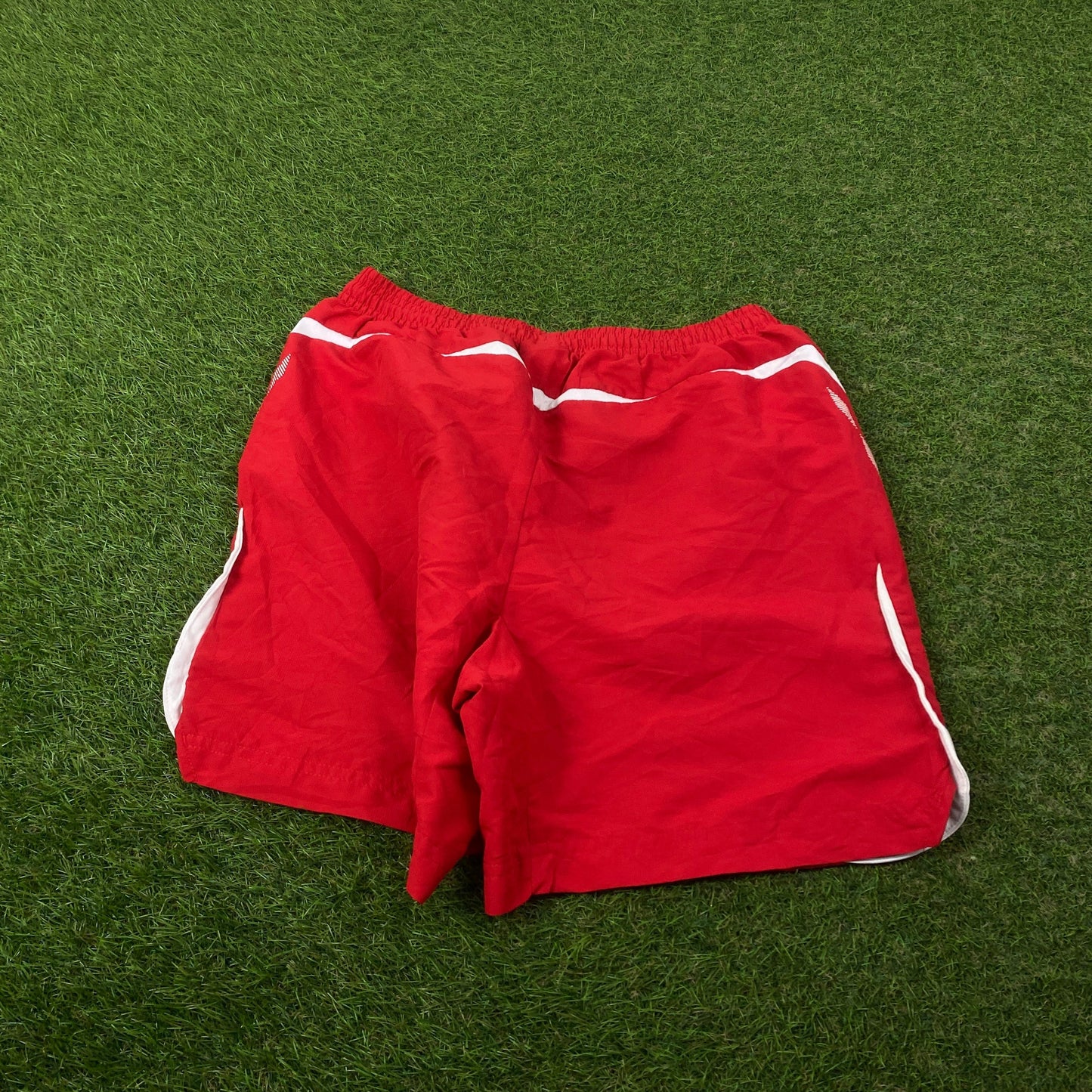 Retro Umbro Shorts Red Small