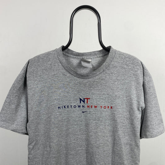 00s Nike Town New York T-Shirt Grey Large