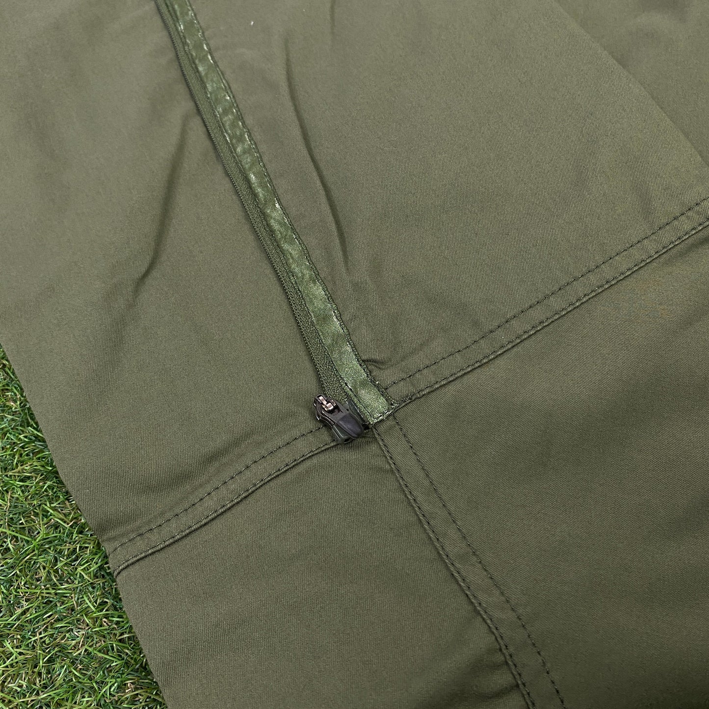 00s Nike Parachute Joggers Green XS