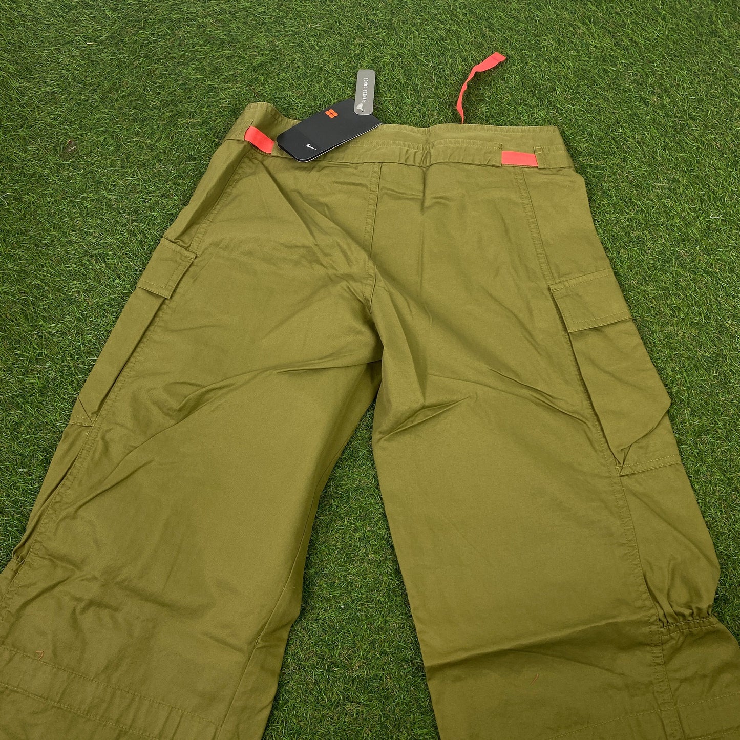 00s Nike Parachute Cargo Joggers Green Small